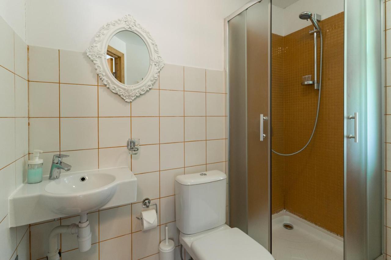 Cerpas Hotel Medemciems Luaran gambar